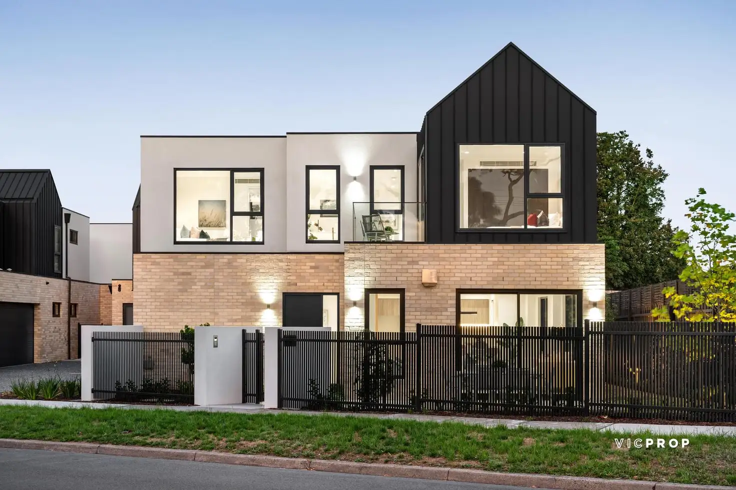 Main view of Homely townhouse listing, 1/7 Walnut Road, Balwyn North VIC 3104