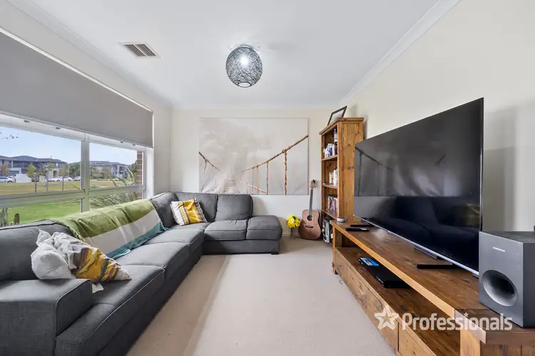 Fifth view of Homely townhouse listing, 6 Amboy Walk, Point Cook VIC 3030