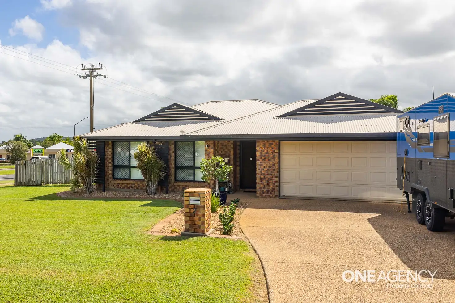 Main view of Homely house listing, 2 Breakspear Street, Gracemere QLD 4702
