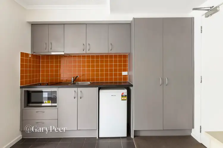Fourth view of Homely apartment listing, 8/15 Hawthorn Road, Caulfield North VIC 3161
