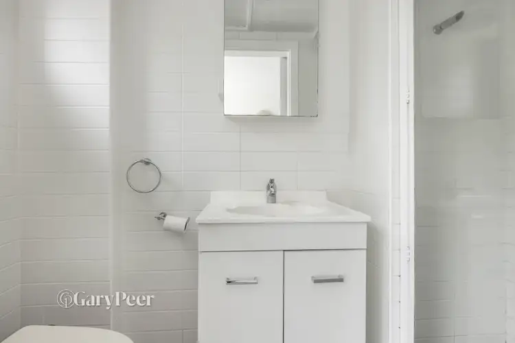 Fifth view of Homely apartment listing, 8/15 Hawthorn Road, Caulfield North VIC 3161