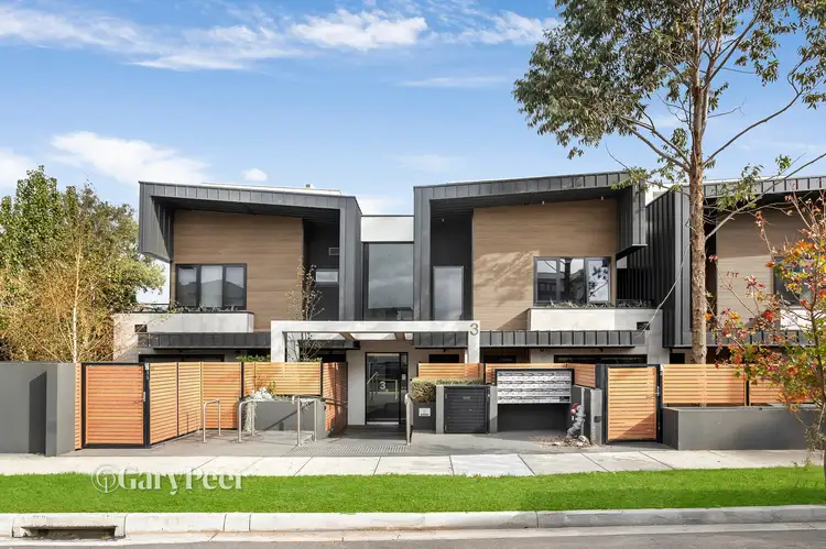 Main view of Homely townhouse listing, 2/3 Claire Street, Mckinnon VIC 3204