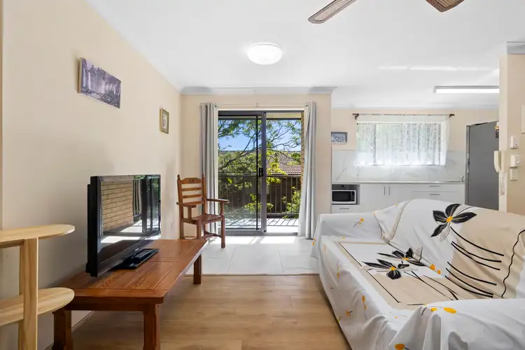 Third view of Homely unit listing, 11/20 Lucinda Street, Taringa QLD 4068