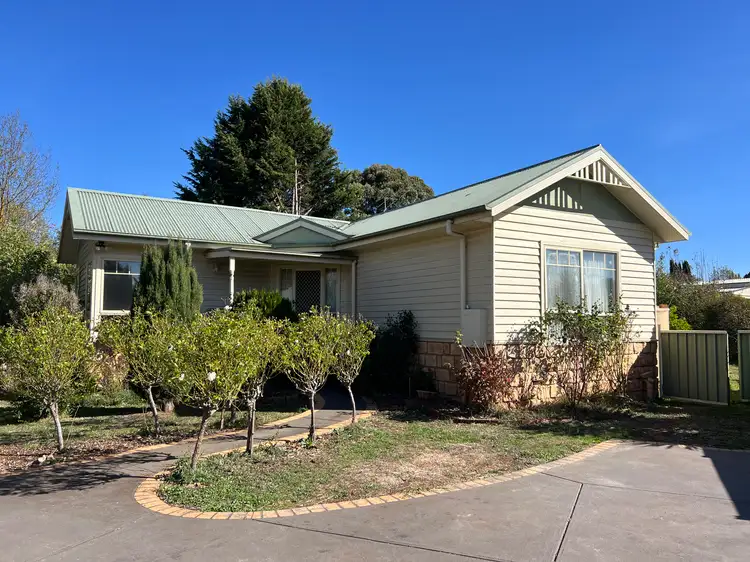 Main view of Homely house listing, 2/29A Wrixon Street, Romsey VIC 3434