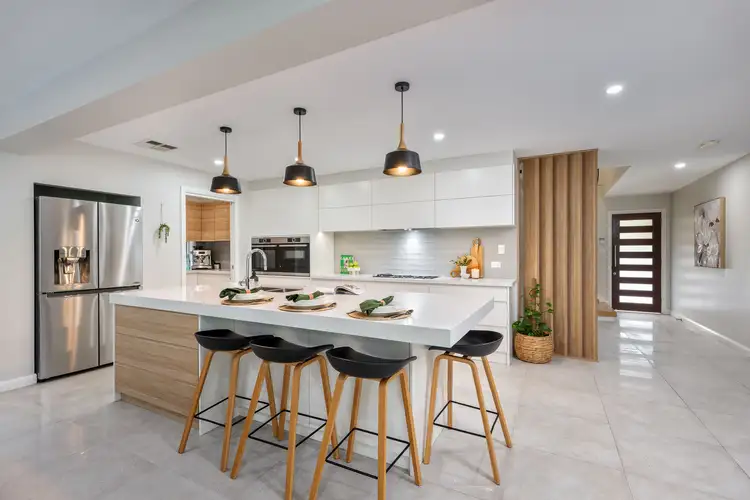 28 Strathdon Crescent, Blaxland NSW 2774