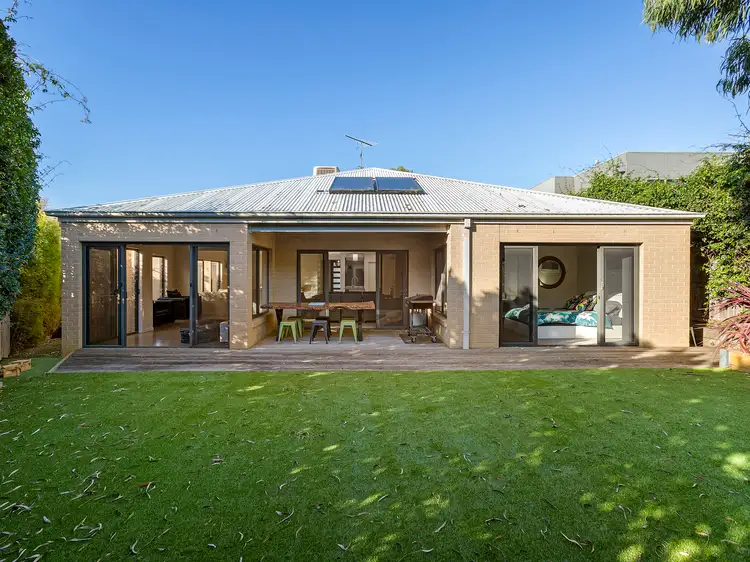 16 Almeida Close, Torquay VIC 3228