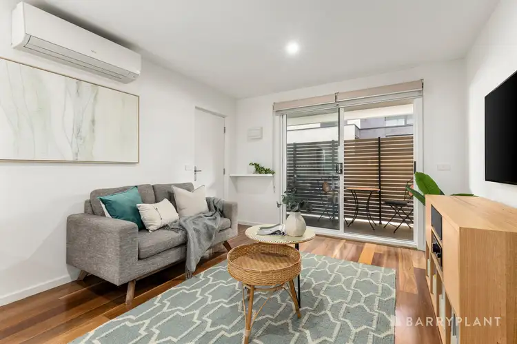 Third view of Homely apartment listing, 2/99 York Street, Prahran VIC 3181