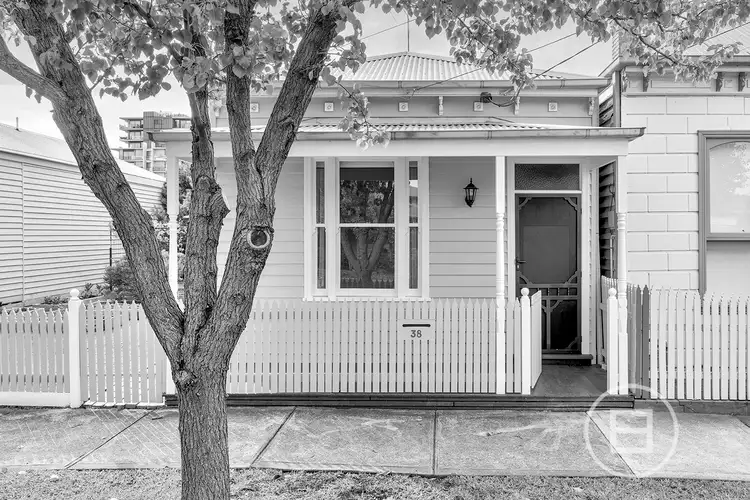 38 Walter Street, Seddon VIC 3011