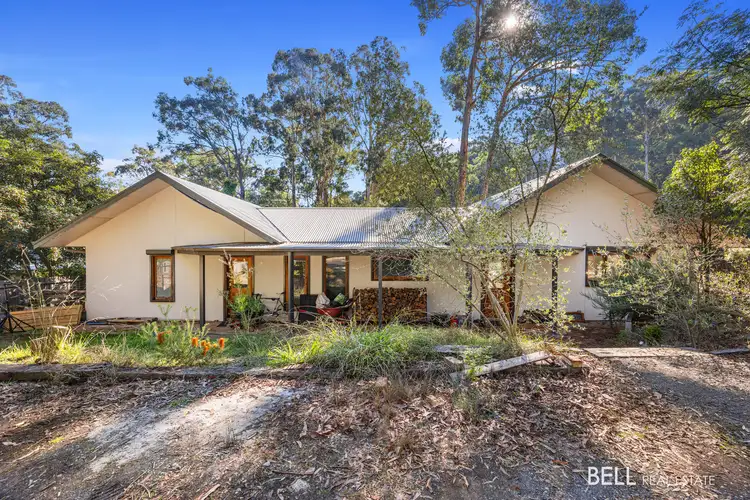 27 Forest Road, Wesburn VIC 3799