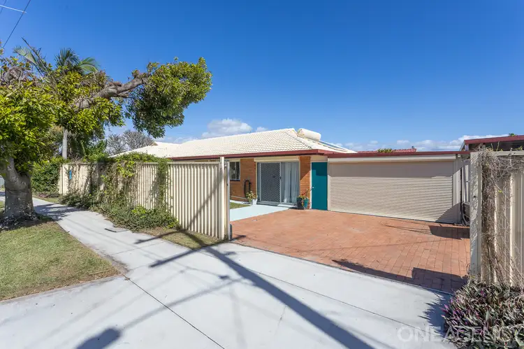 2 Orchid Street, Redcliffe QLD 4020