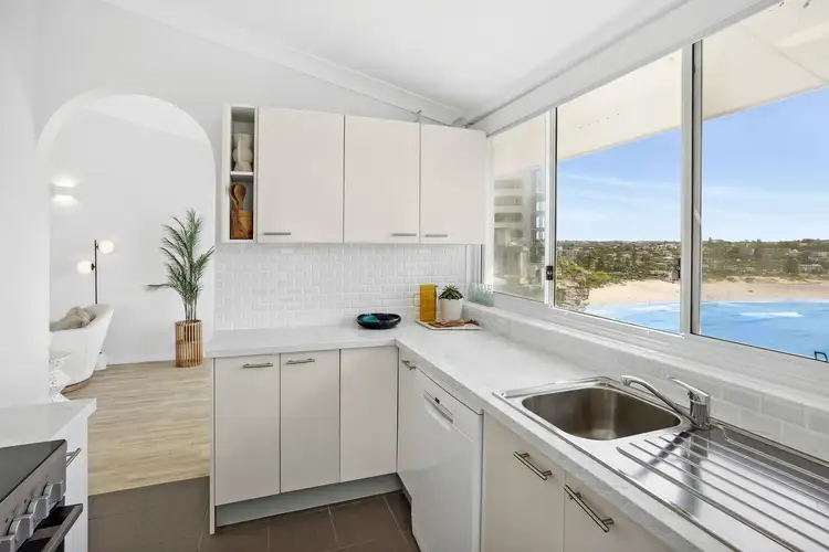 Third view of Homely apartment listing, 20/7 Queenscliff Road, Queenscliff NSW 2096