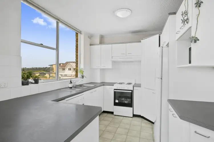 Third view of Homely apartment listing, 8/7 Hilltop Crescent, Fairlight NSW 2094