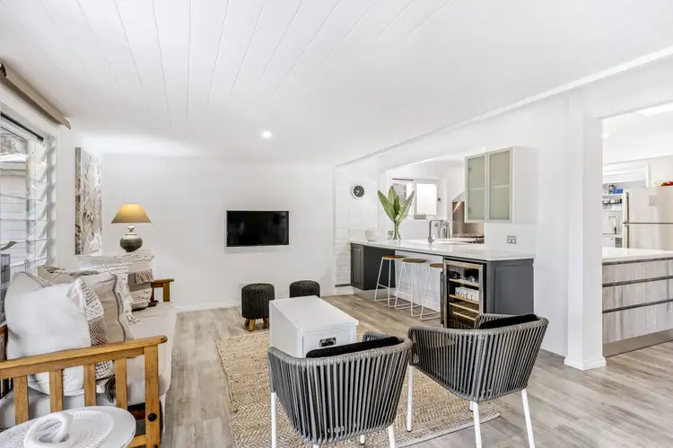 48 North Scenic Road, Forresters Beach NSW 2260