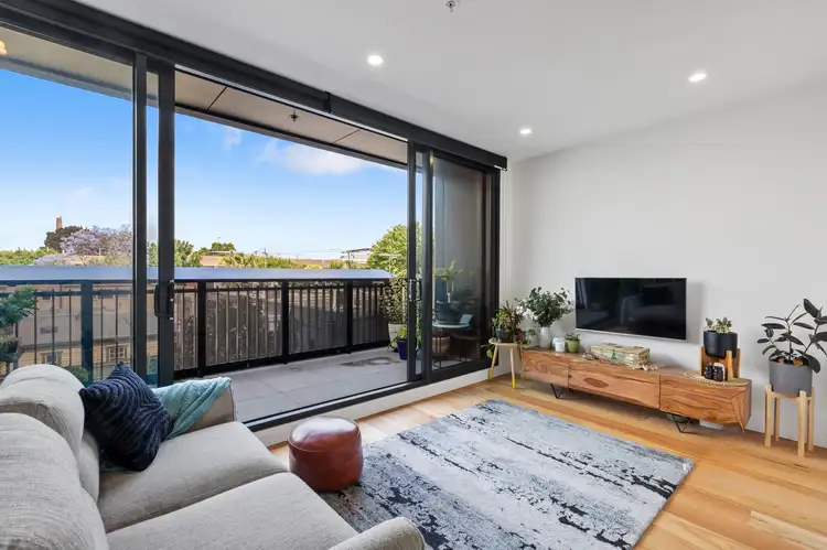 204/210 Alexandra Parade East, Clifton Hill VIC 3068