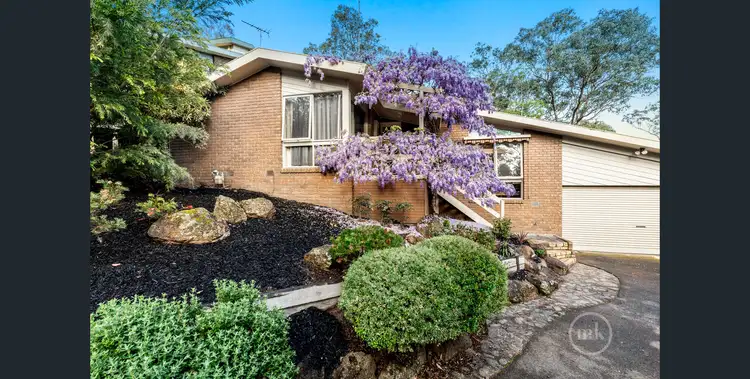 8 Baringa Place, Eltham VIC 3095