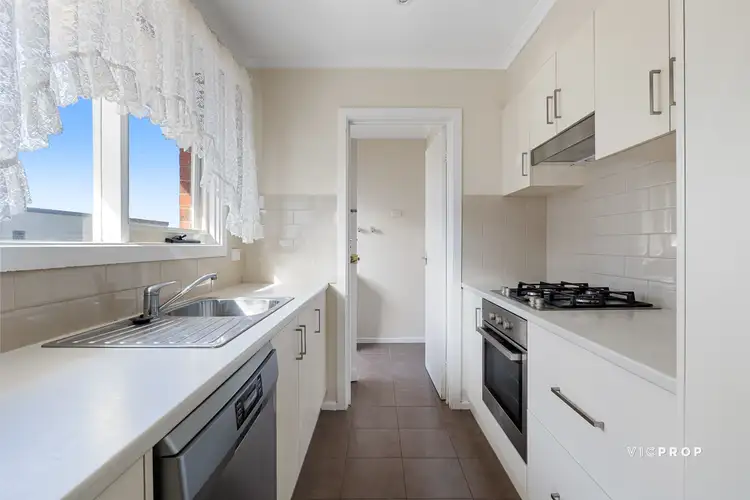 Second view of Homely unit listing, 6/5 Albert Street, Mordialloc VIC 3195