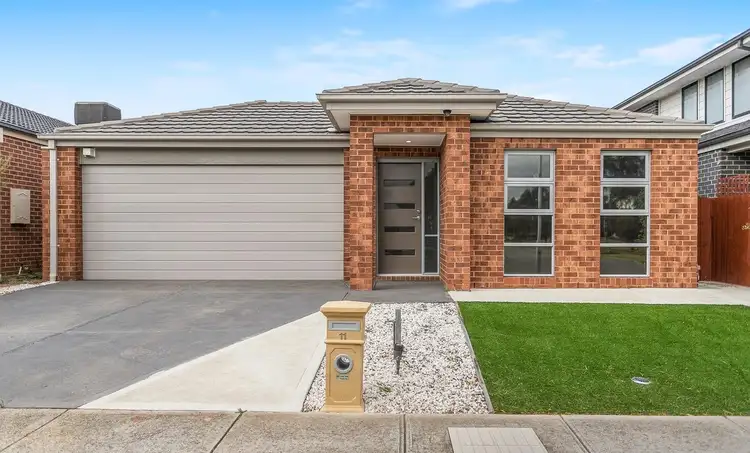 11 Millpond Drive, Point Cook VIC 3030