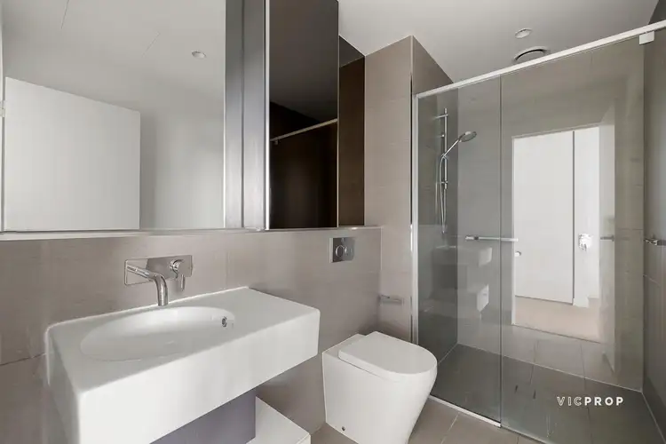 Third view of Homely apartment listing, 811b/639 Little Lonsdale Street, Melbourne VIC 3000