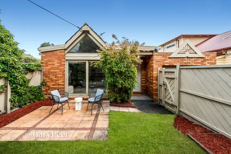 1/14 Coling Avenue, Carnegie VIC 3163