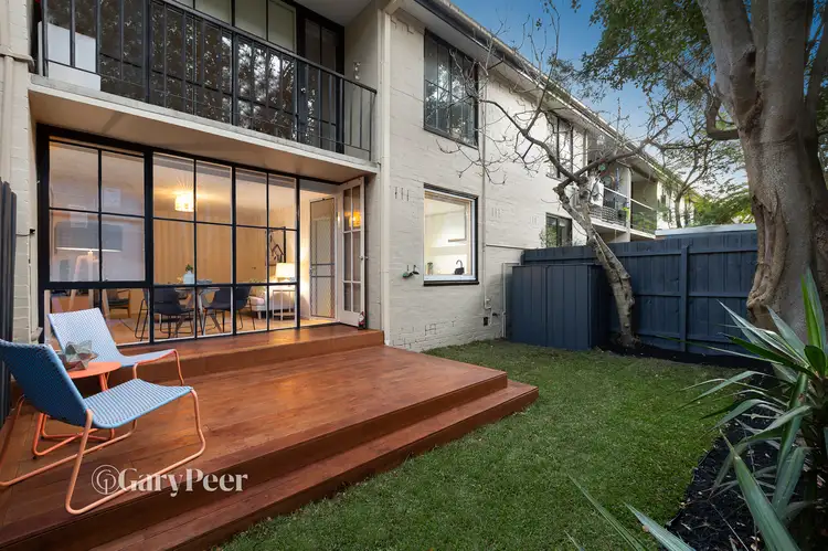 Main view of Homely apartment listing, 10/10 Parkside Street, Elsternwick VIC 3185