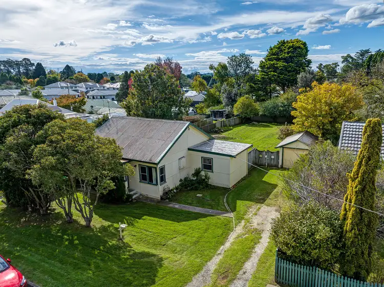 7 Bellevue Avenue, Moss Vale NSW 2577