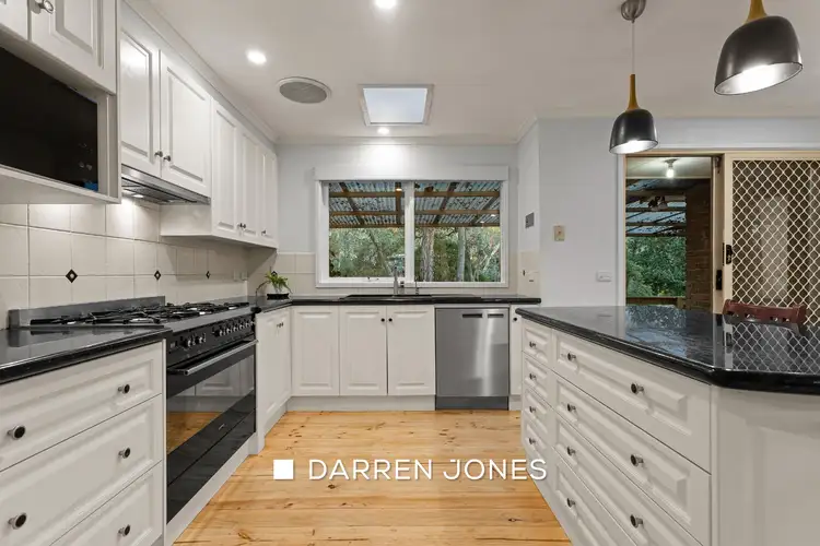 Fifth view of Homely house listing, 5 Claire Court, Eltham North VIC 3095