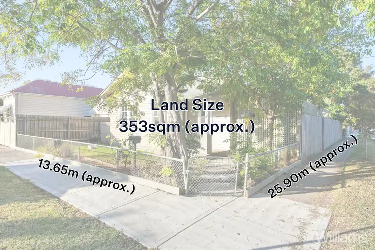 Second view of Homely house listing, 2 Effingham Road, Newport VIC 3015
