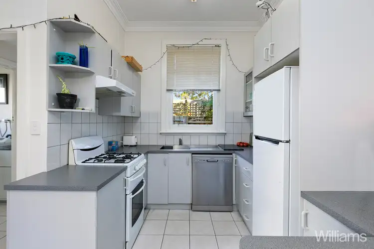 Fifth view of Homely house listing, 2 Effingham Road, Newport VIC 3015