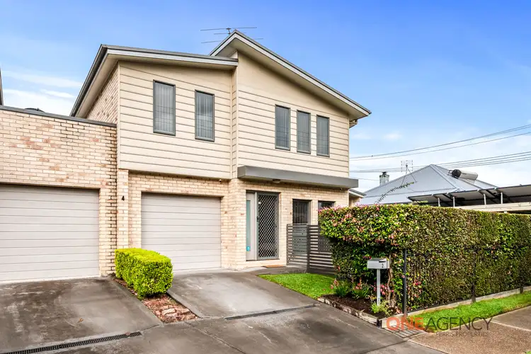 2/4 Addison Street, Beresfield NSW 2322