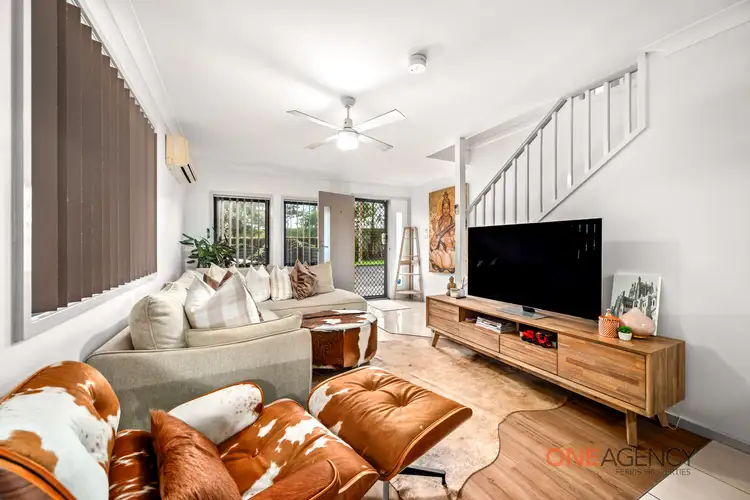 Second view of Homely townhouse listing, 2/4 Addison Street, Beresfield NSW 2322