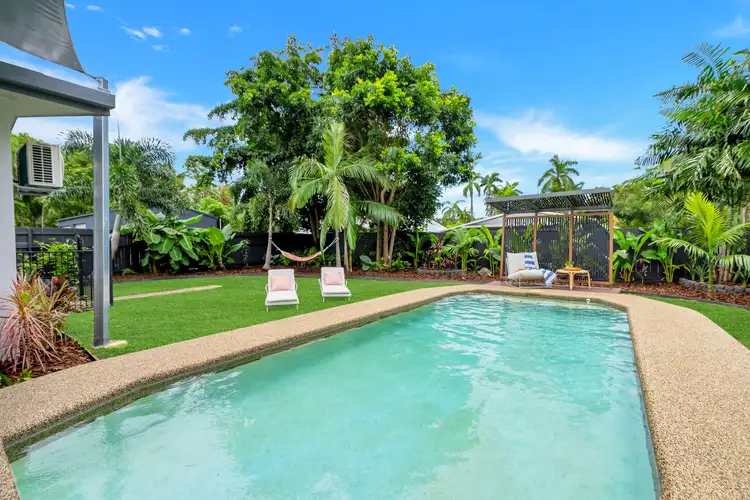28 Terebra Street, Palm Cove QLD 4879