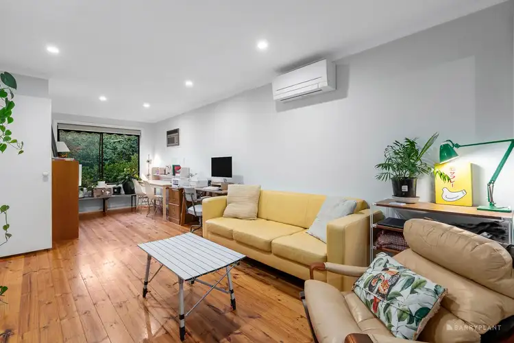 Third view of Homely unit listing, 2/11 Woodlands Rise, Macleod VIC 3085