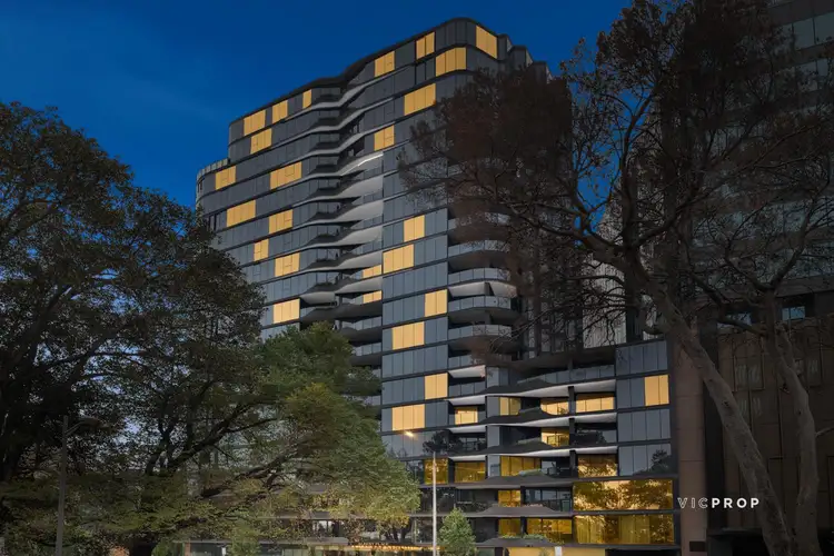 306/8 Bowen Crescent, Melbourne VIC 3004