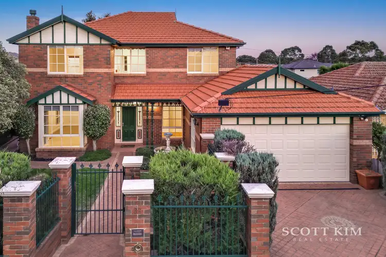 38 Mclaren Street, Mount Waverley VIC 3149