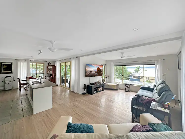 Sixth view of Homely house listing, 10 MAWARRA Street, Macleay Island QLD 4184