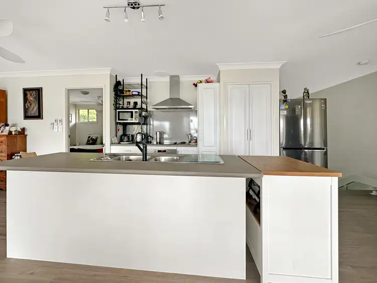 Seventh view of Homely house listing, 10 MAWARRA Street, Macleay Island QLD 4184