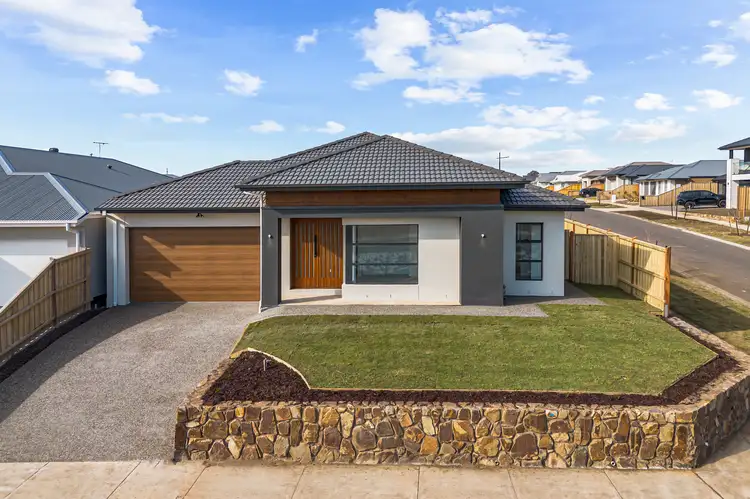39 Richey Promenade, Gisborne VIC 3437