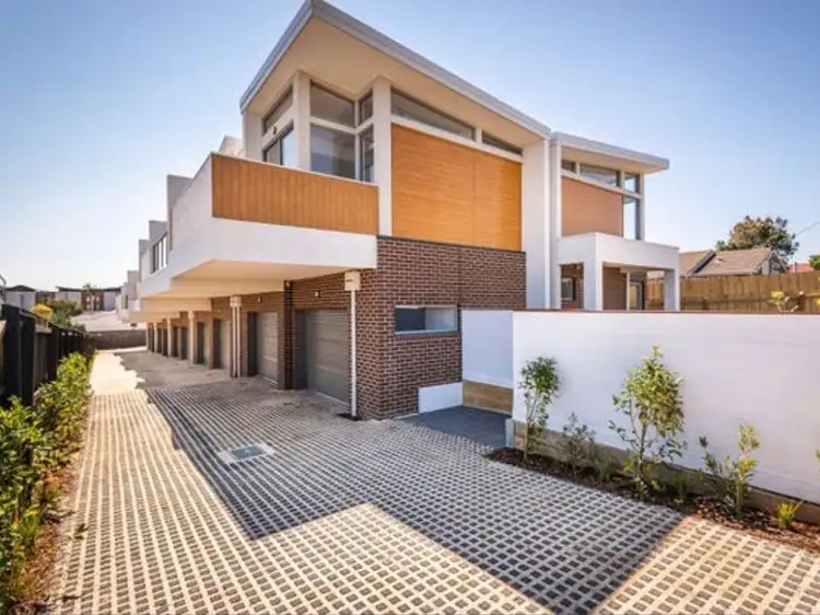Fourth view of Homely townhouse listing, 4/151 Hall Road, Carrum Downs VIC 3201