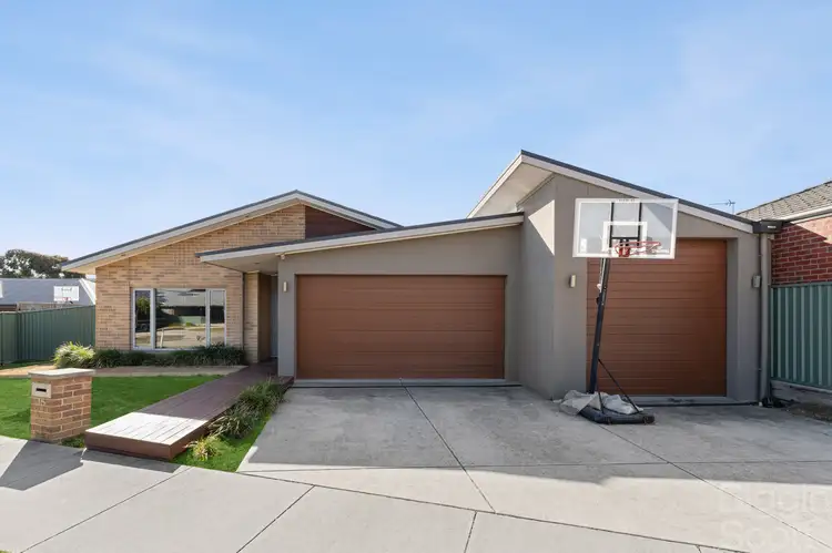 15 Caviar Court, Miners Rest VIC 3352