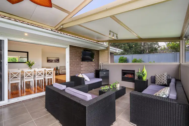 12 Tallowood Gardens, Blaxland NSW 2774