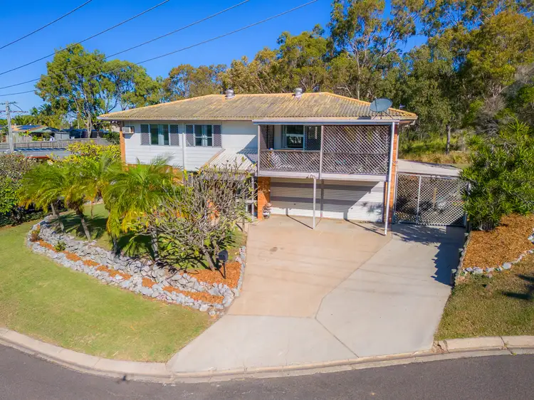 1 Quaringa Close, Boyne Island QLD 4680