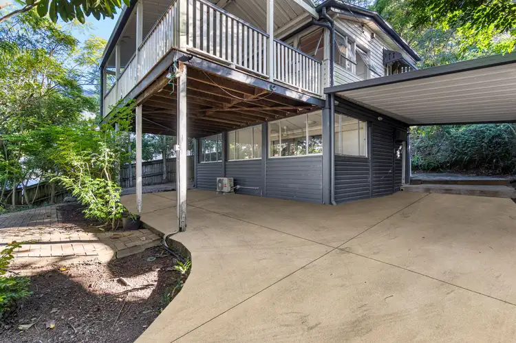 84 Russell Terrace, Indooroopilly QLD 4068
