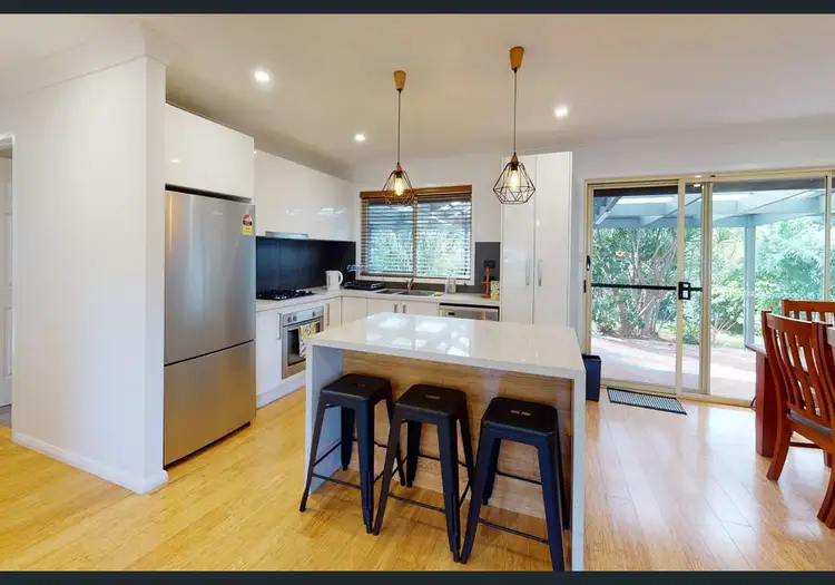 13 Simpson Court, Mayfield NSW 2304