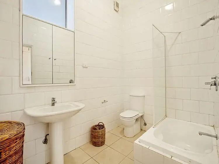 Fifth view of Homely apartment listing, 6A Dalgety Street, St Kilda VIC 3182