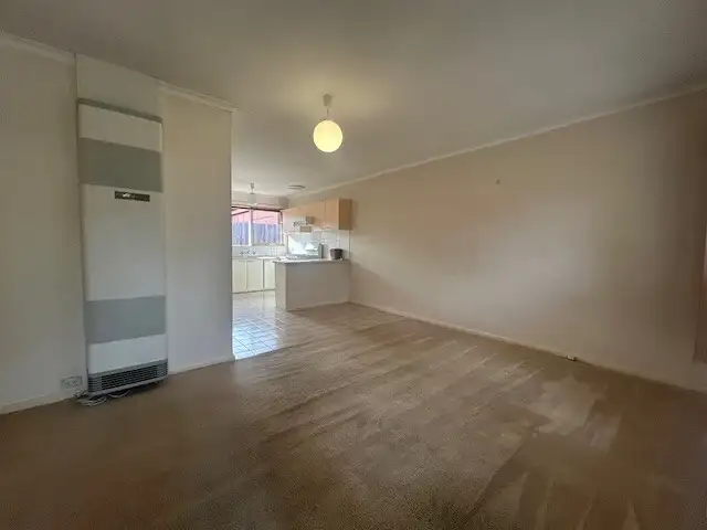 Fifth view of Homely unit listing, 3/42 Begonia Avenue, Bayswater VIC 3153