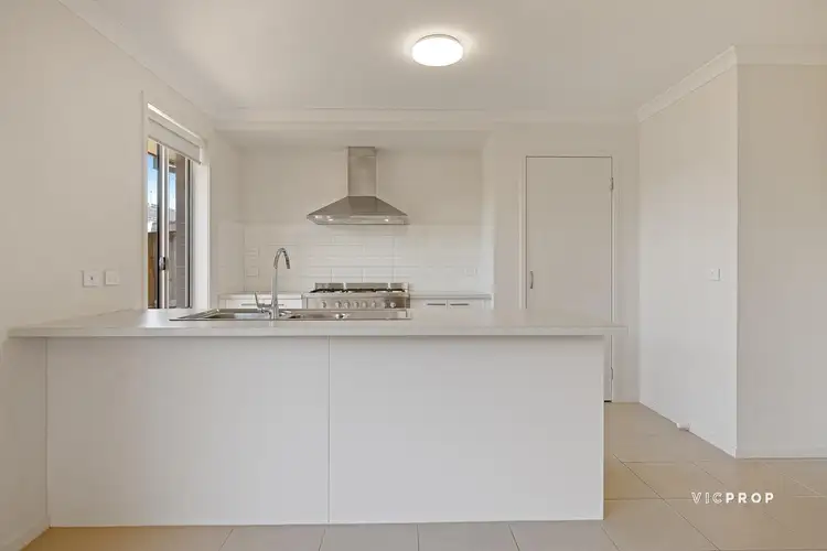 Sixth view of Homely house listing, 7 Palmdale Crescent, Mambourin VIC 3024