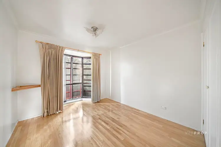 Sixth view of Homely house listing, 18 Yolanta Court, Seabrook VIC 3028
