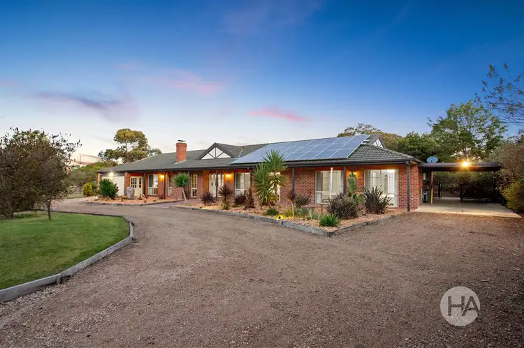 12 Raymond Street, Somerville VIC 3912