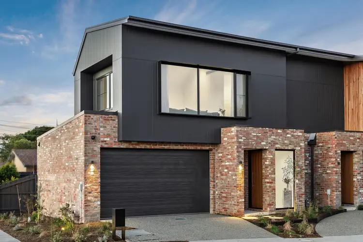 18b Francis Street, Mordialloc VIC 3195
