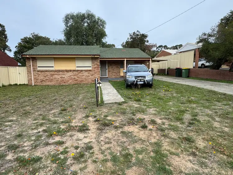 5 Plowers Place, Withers WA 6230